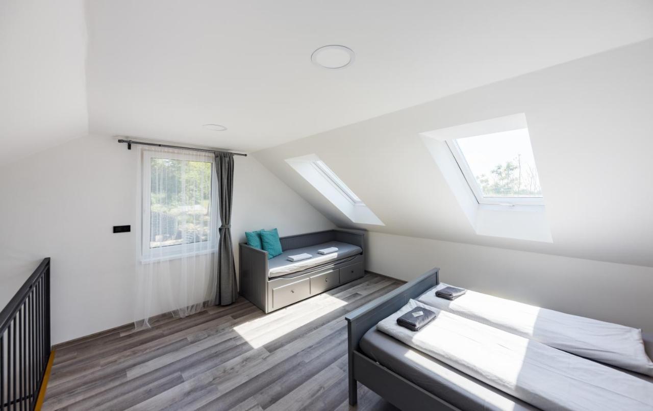 Sklep Na Spravnem Miste - Degustace, A Wellness Apartment